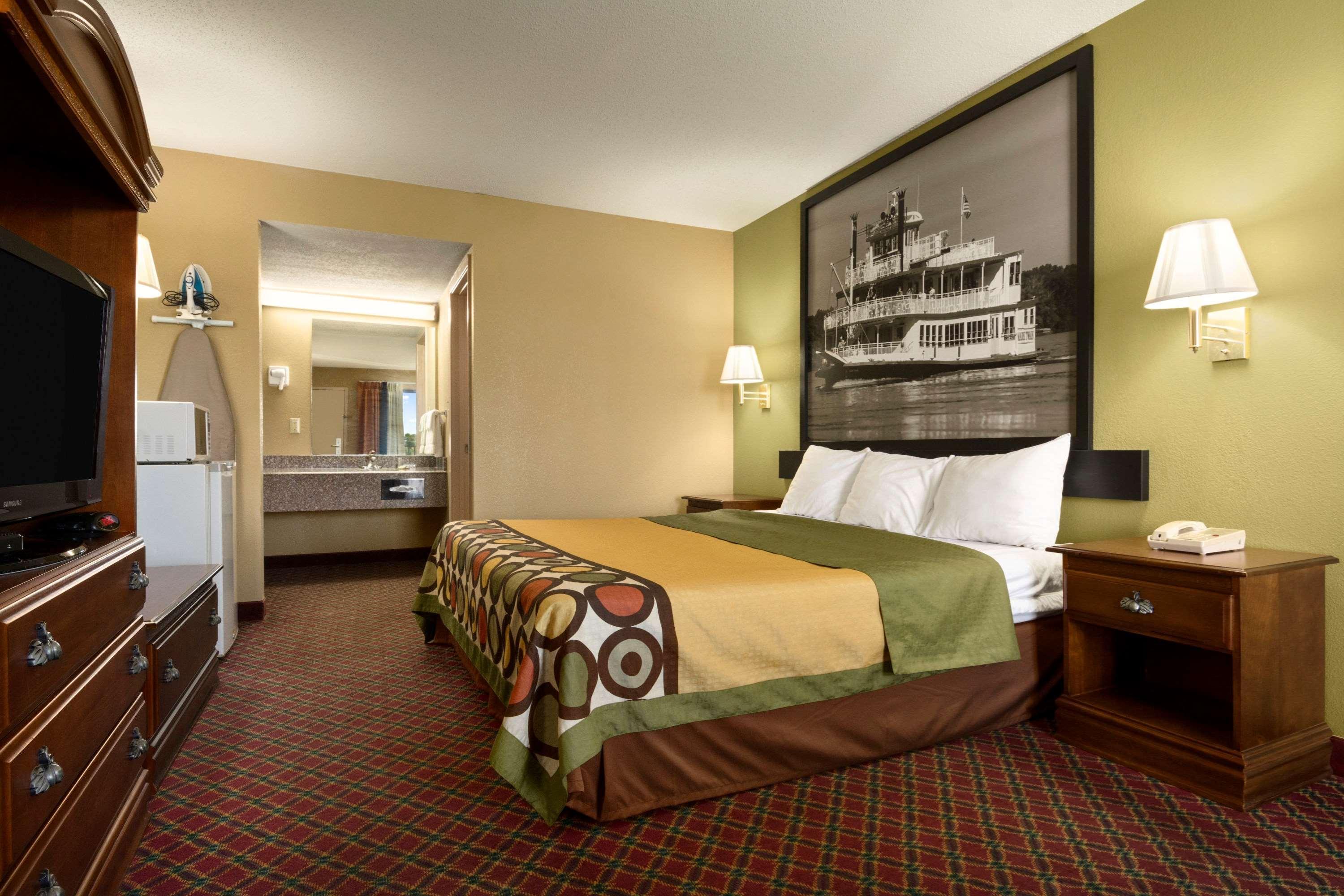 Super 8 By Wyndham Hattiesburg North Exterior photo